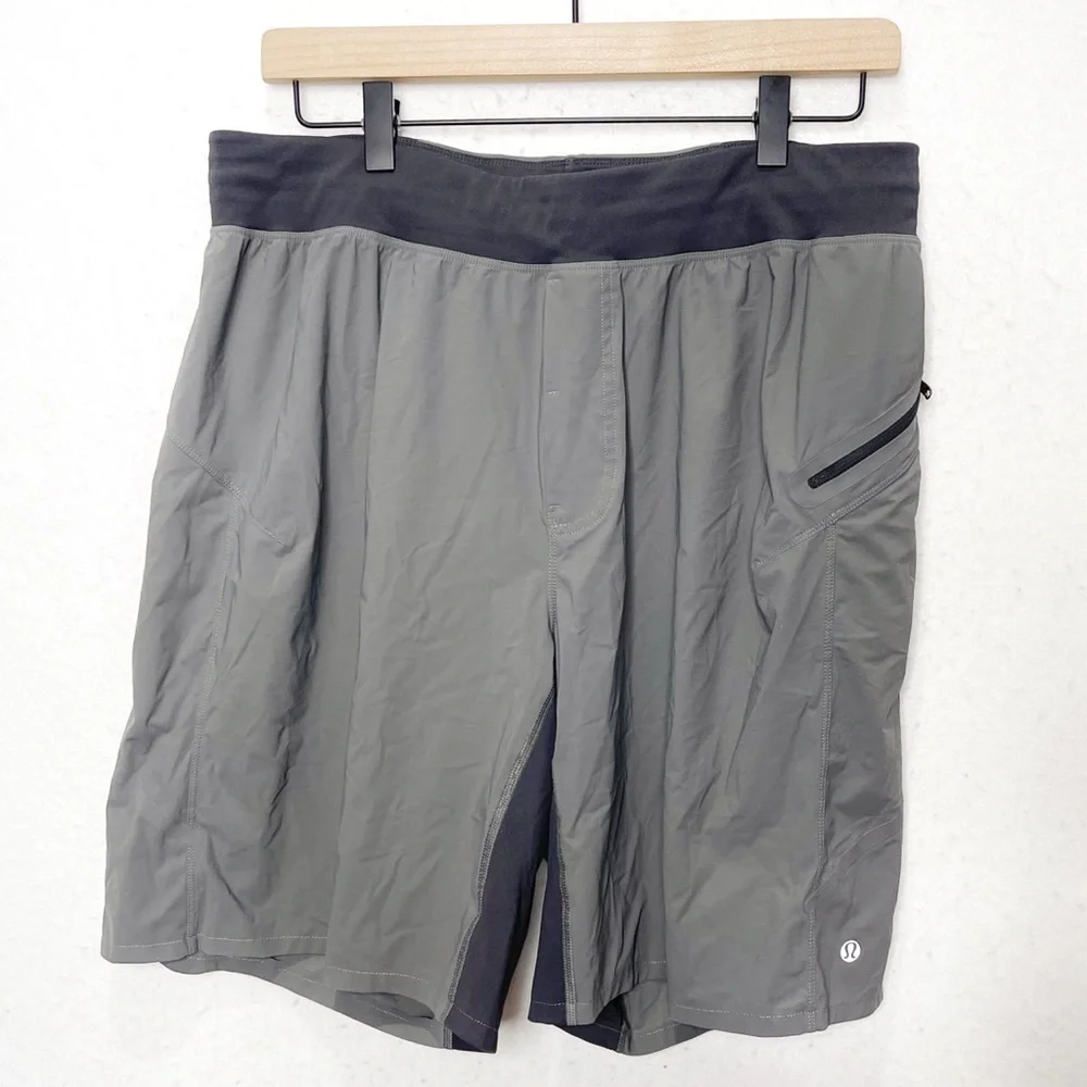 Lululemon Assert Athletic Shorts Linerless Gray Black Drawstring Closure Pockets